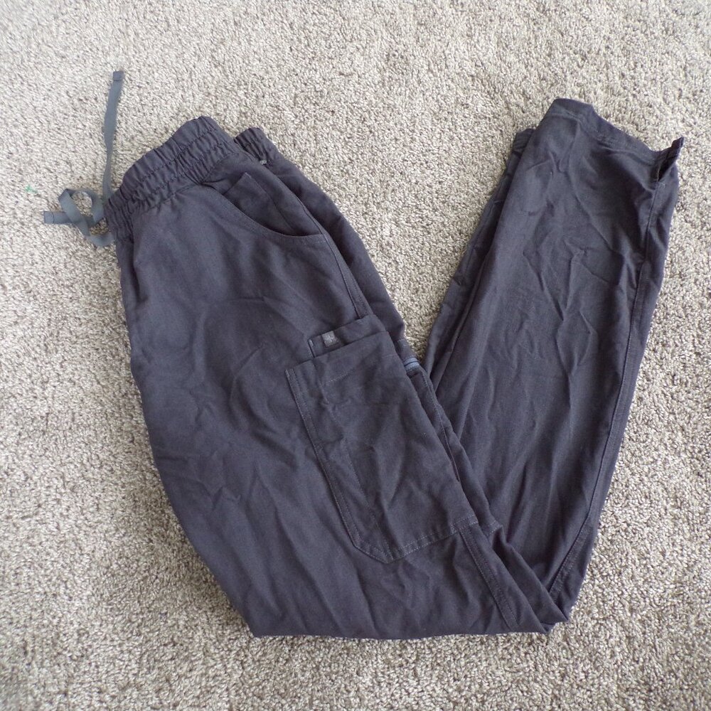 FIGS dark gray straight leg pants MT